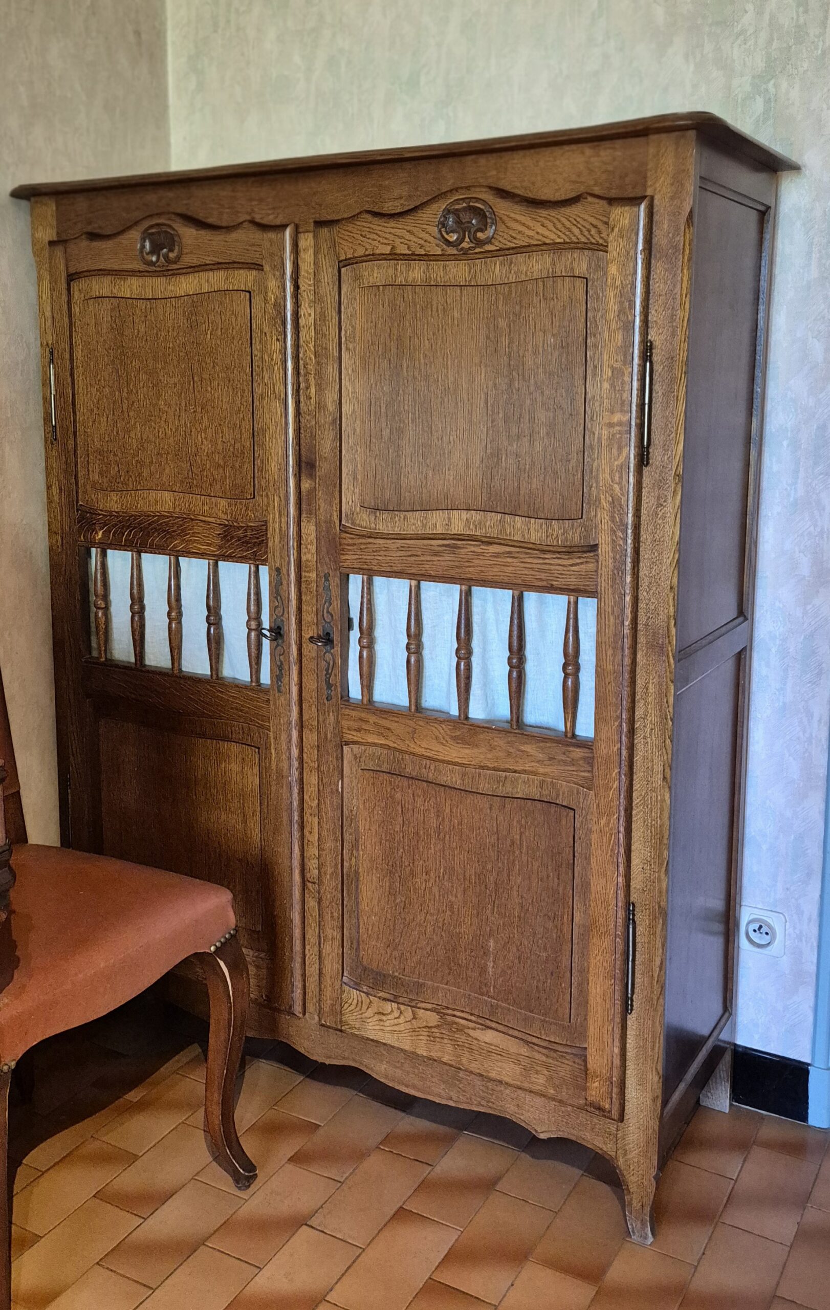 Armoire chêne massif - Style Louis XV rustique - début XXe